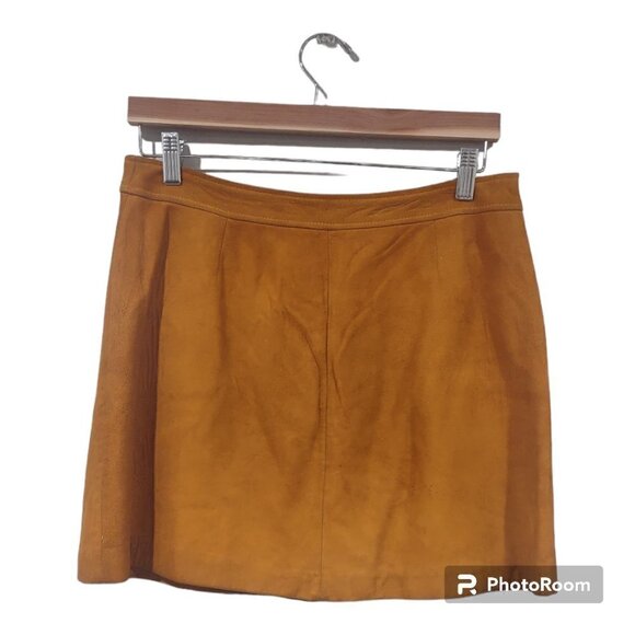 Women's Mini Yellow Faux Leather Skirt Size 13 (Medium) - Picture 2 of 6